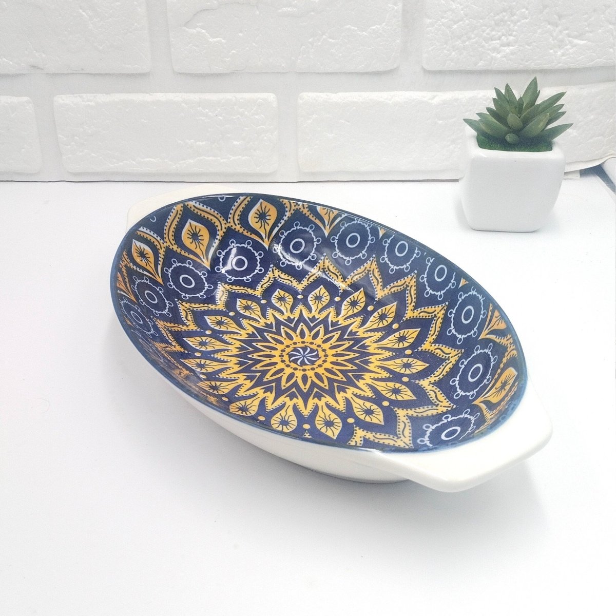 Random Design Ceramic Serving Bowl