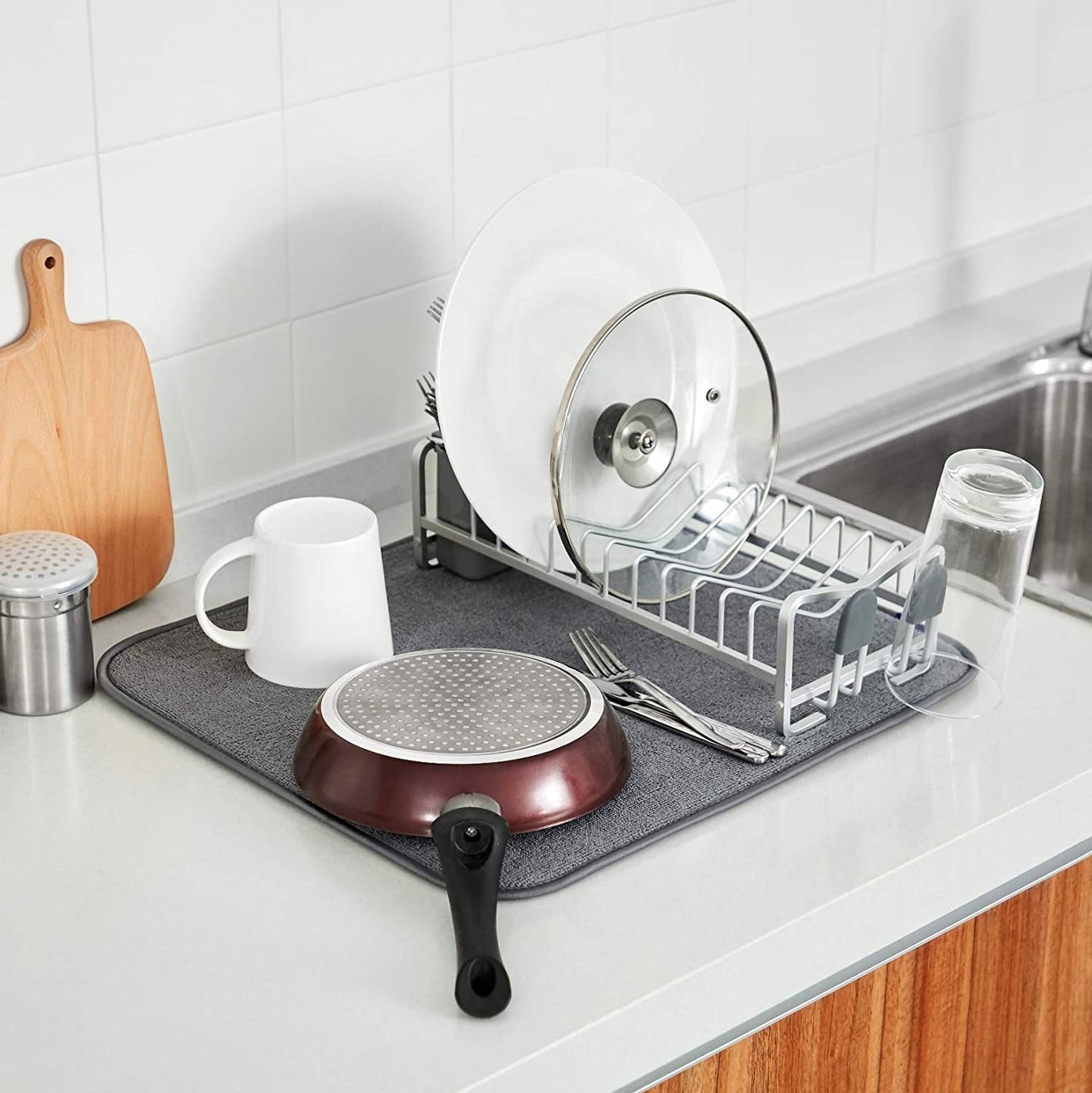 Random Color & Design Foldable Microfiber Dish Drying Mat 38 x 50 cm, Space-Saving Lightweight Design Dish Drainer Mat