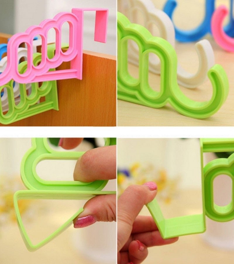 Random Color - Multifunctional Durable 4 Holes & 1 Hook Over the Door Plastic Hangers